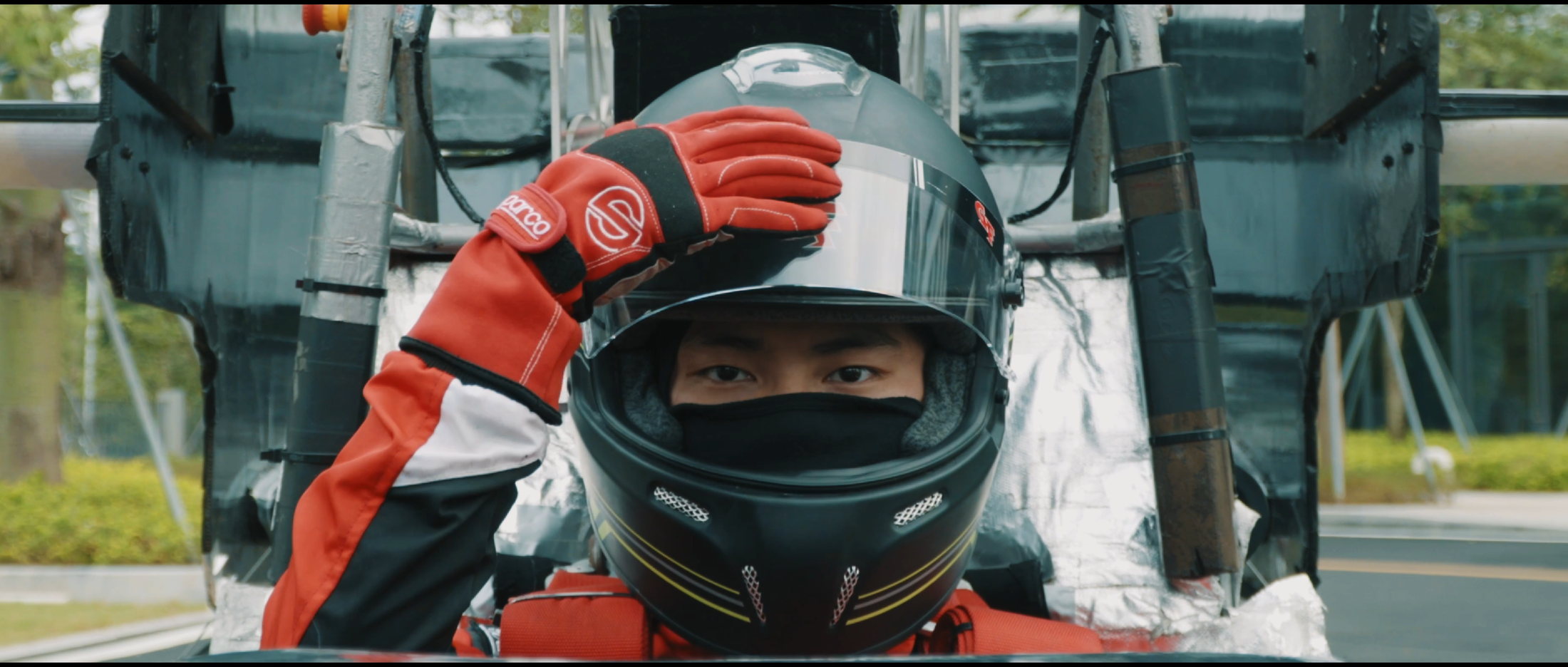 莞工F1 静帧 1