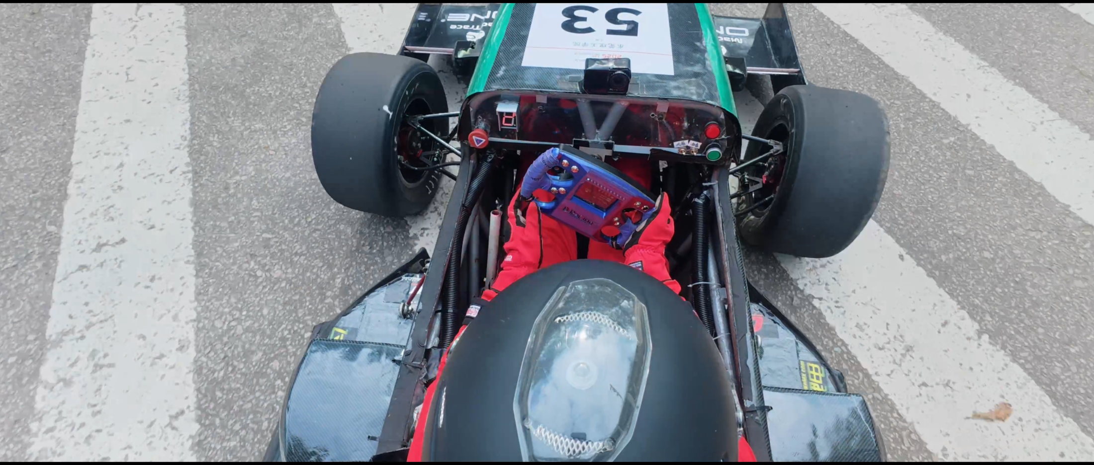 莞工F1 静帧 6